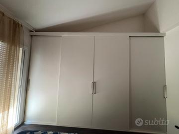 Armadio bianco  4 ante scorrevoli