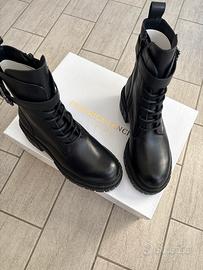 Stivali dí Federica Lanci in vera pelle nera