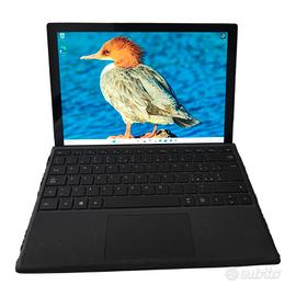 Microsoft Surface Pro 5 Ram 8/256 GB+ Accesori