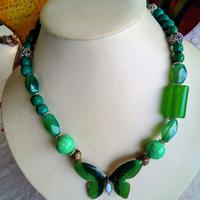 collana verde  girocollo