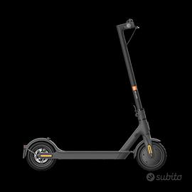 Monopattino elettrico Xiaomi Essential come nuovo