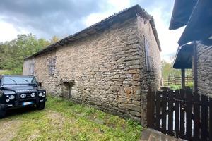 Immobili in località Il Poggio Fellicarolo MO