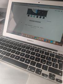 Apple MacBook Air A1370 