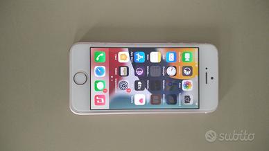 iPhone SE (2016)