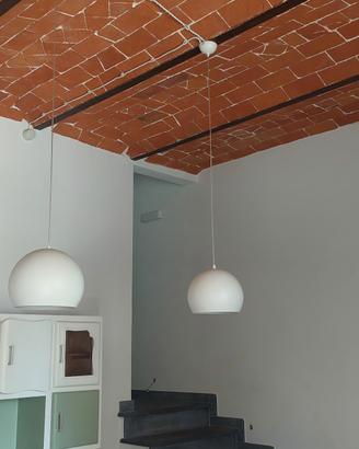 coppia di lampadari pendenti