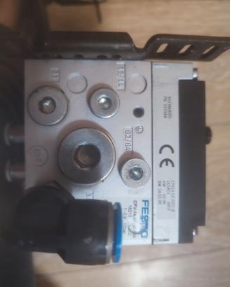 Batteria di elettrovalvole FESTO CPV14
