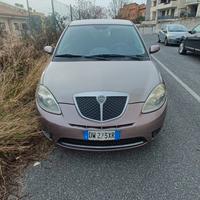 Lancia Ypsilon oro 1.2 