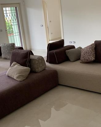 Divano modulare Samoa di design con tavolino