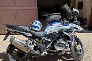 BMW GS 1250 HP full, possibilità di finanziamento