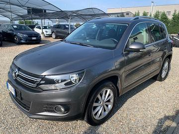 VOLKSWAGEN Tiguan 2.0 TDI 140 CV 4MOTION DSG Bus