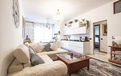 QUATTRO LOCALI CON BOX E CANTINA A TREVIGLIO !!!