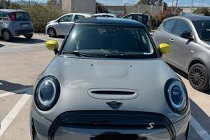 Mini Cooper SE 187 cv