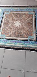 Gran foulard di seta Versace