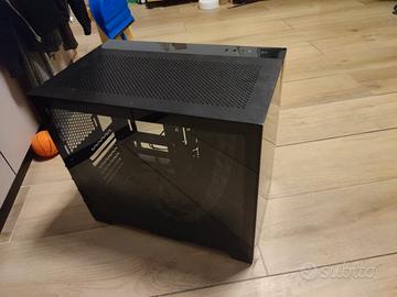 Case PC Lian Li O11 con raffreddamento a liquido