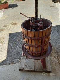 Strettoio per Uva 