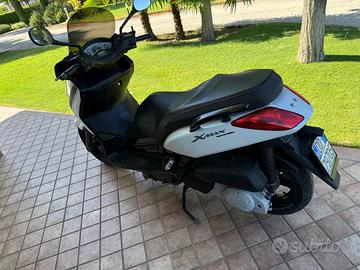 Scooter X max 250