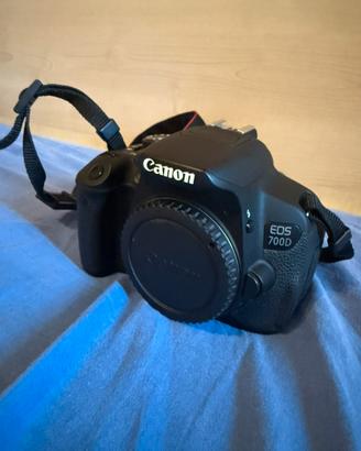 Macchina fotografica canon eos 700d
