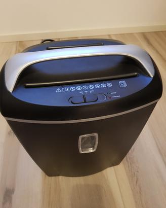 distruggi documenti a frammenti