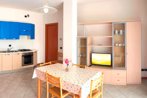 Vicinissimo alla spiaggia, Clima e Garage compresi