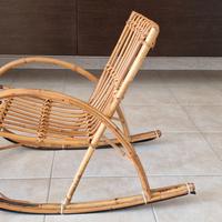 Sedia a dondolo bambino.