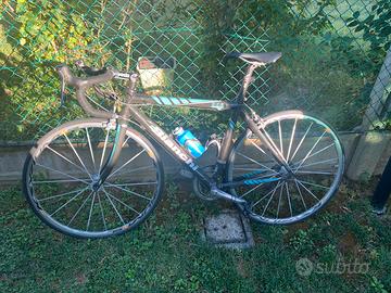 Bianchi 928 CARBON L—-s-cambio con mtb o altro—-