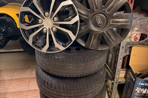 Cerchi e gomme ford R14