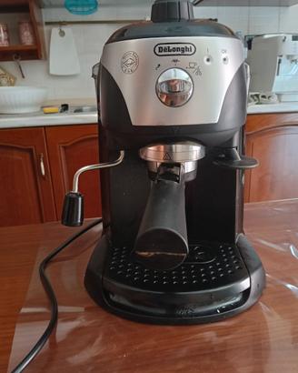 Macchina caffè espresso De Longhi
