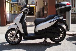 Piaggio Carnaby 250 ie