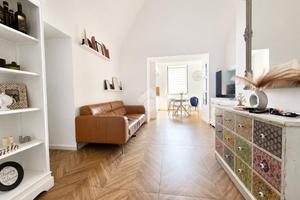 3 LOCALI A NAPOLI