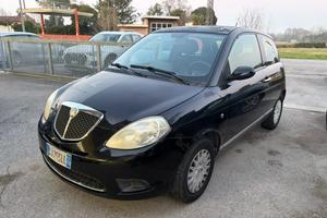 LANCIA Ypsilon 1.3 MJT 75 CV Oro