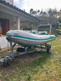 Gommone Alson con carrello