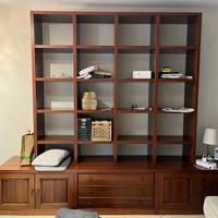 Libreria da salone in legno