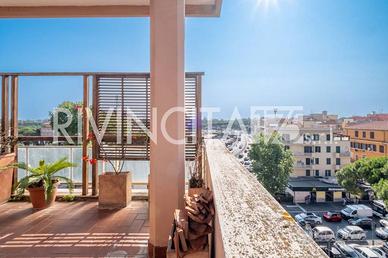 Attico / Mansarda di 230 m² con 4 locali e box aut