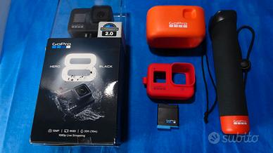 GoPro Hero 8 accessoriata