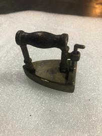 Piccola ferro bronzo