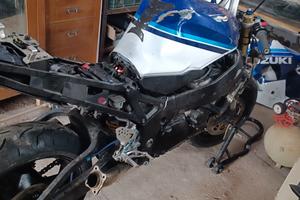 gsxr 600 k5