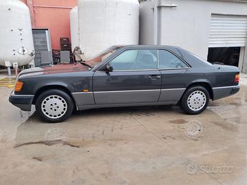 MERCEDES Classe CE 200 COUPE - 1992