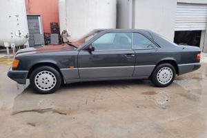 MERCEDES Classe CE 200 COUPE - 1992