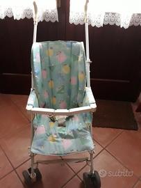 Passeggino PegPerego Pliko - chiusura ad ombrello