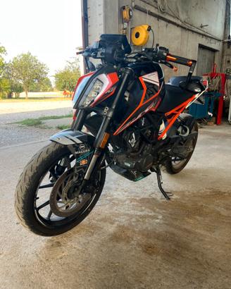 Ktm Duke 125