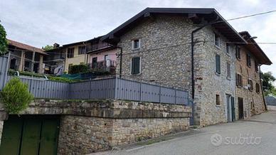 Monolocale a Almenno San Bartolomeo