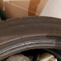 4 pneumatici invernali 225/45 r18 95v imperia 