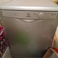Lavastoviglie Indesit non da  incasso