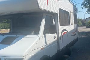 Mansardato Rimor 590 su Iveco Daily