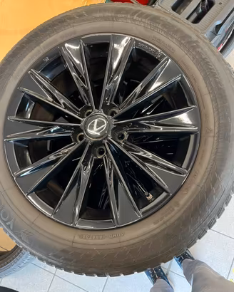 4 cerchi originali Lexus