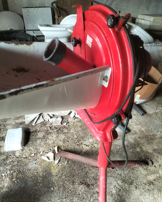 Mulino elettrico per cereali