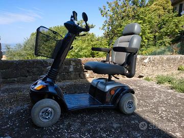 Scooter elettrico per anziani
