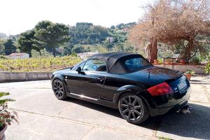 AUDI TT 1ª serie - 2002