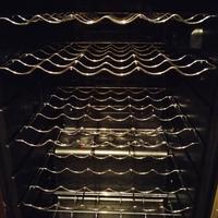 cantinetta vino 33 bottiglie candy