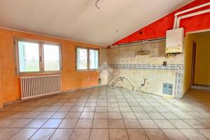 2 LOCALI A MONTECCHIO EMILIA